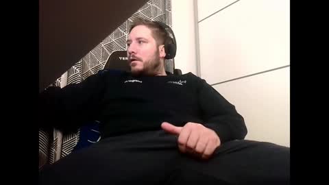 bigbroly88 online show from December 8, 6:22 am