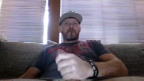 Snapshot of bigapolllo chatting on December 17, 11:28 am Bigapolllo online show from December 17, 11:28 am