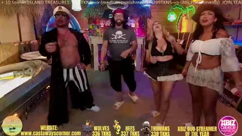 Snapshot of bigbananamilfshake chatting on September 29, 4:06 am Mya and Angelo online show from September 29, 4:06 am