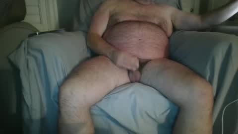 Snapshot of bigbear5186 chatting on December 18, 2:50 am big boy online show from December 18, 2:50 am