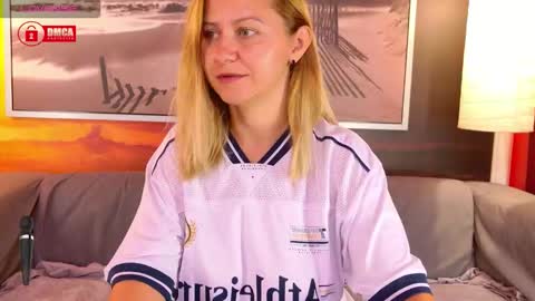 BigBoobsArri online show from September 22, 9:11 am