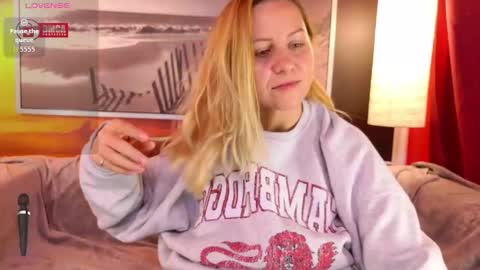 BigBoobsArri online show from October 16, 8:10 pm