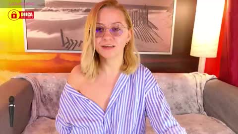 BigBoobsArri online show from December 19, 12:01 pm