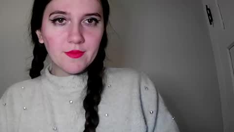 Isabella online show from February 5, 8:11 am