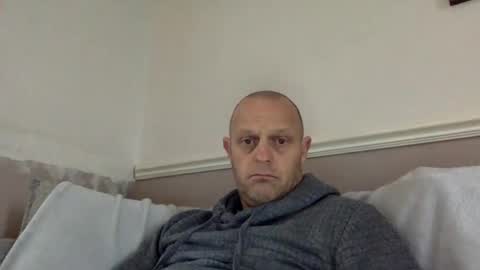 bigbumlover2377 online show from December 12, 11:07 am