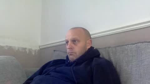 bigbumlover2377 online show from January 3, 1:14 pm