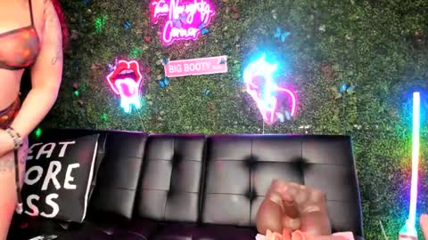 bigbuttsarena online show from December 20, 4:31 am