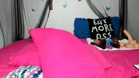 bigbuttsarena online show from December 30, 5:55 pm