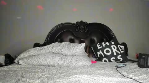 bigbuttsarena online show from September 9, 5:07 am