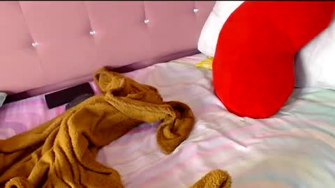 bigclit_luisa online show from December 16, 8:20 am