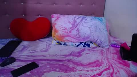 bigclit_luisa online show from March 11, 10:51 am