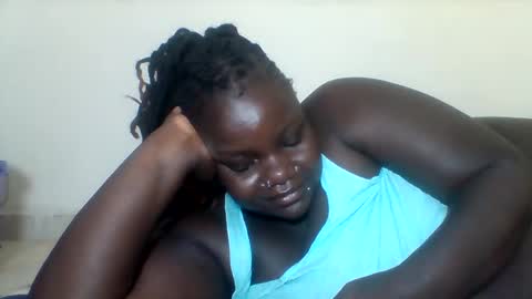 Snapshot of bigdarkass chatting on January 16, 10:12 pm VIOLET online show from January 16, 10:12 pm