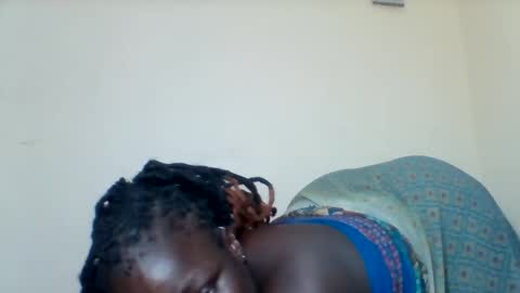 Snapshot of bigdarkass chatting on January 17, 9:50 pm VIOLET online show from January 17, 9:50 pm