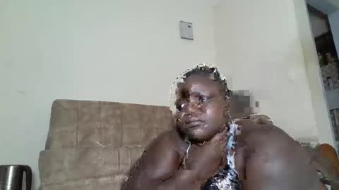 Snapshot of bigdarkass chatting on November 25, 5:02 pm VIOLET online show from November 25, 5:02 pm