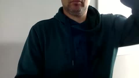 Snapshot of bigdickshowoff9877 chatting on September 24, 3:37 pm Bigdickshowoff9877 online show from September 24, 3:37 pm