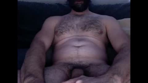 Snapshot of bigdiick_420 chatting on March 3, 1:31 am bigdiick_420 online show from March 3, 1:31 am