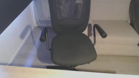 Snapshot of bigdutchenergy chatting on November 22, 1:43 pm BigDutchEnergy online show from November 22, 1:43 pm