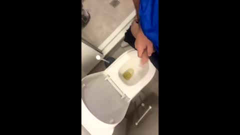 biggestdickyet online show from November 6, 4:35 am