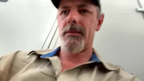 biggymemo69 online show from December 17, 5:30 pm