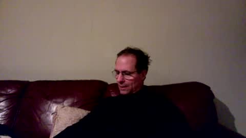 Snapshot of bignjakd6 chatting on December 7, 10:12 am CumCMe online show from December 7, 10:12 am