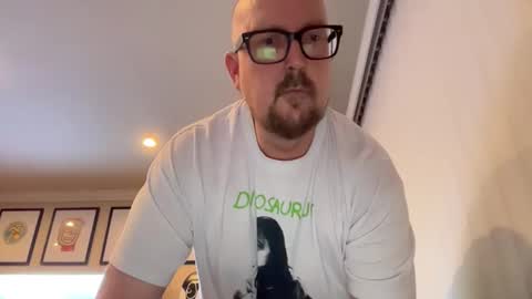 bigruboutski online show from December 2, 6:19 am