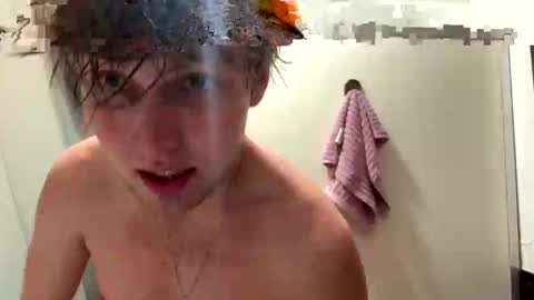 bigskinnyboyshh online show from October 14, 1:17 am