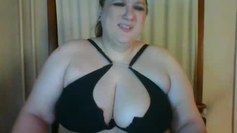 Lady of the WHEEL online show from October 7, 3:25 am