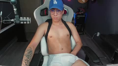 bigxboy96 online show from January 29, 7:53 pm