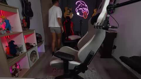 bigxboy96 online show from October 6, 7:11 pm