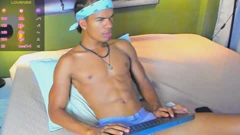 Snapshot of bigxxo chatting on January 11, 11:56 pm bigxxo online show from January 11, 11:56 pm