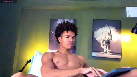 Snapshot of bigxxo chatting on March 6, 1:37 am bigxxo online show from March 6, 1:37 am