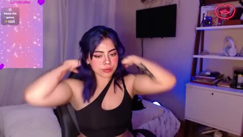 biigbooty_ online show from December 3, 3:52 am