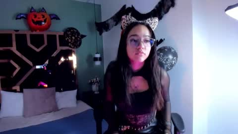 Billie online show from October 13, 6:52 pm