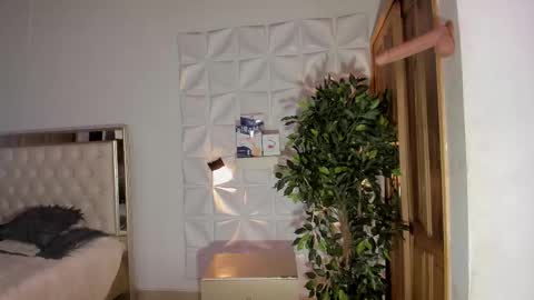 Sam online show from November 8, 4:34 am