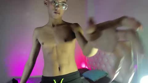 Sam online show from November 14, 4:49 pm