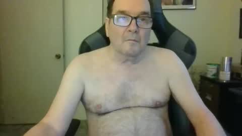 Snapshot of bink195234 chatting on November 18, 5:28 pm Bink195234 online show from November 18, 5:28 pm