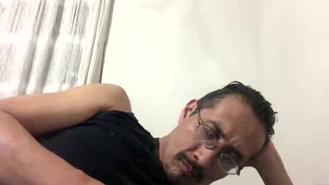 Snapshot of bisexmangenx chatting on October 18, 7:09 am Manu O online show from October 18, 7:09 am