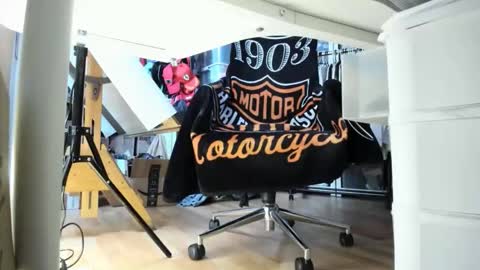 bisexualjay online show from October 23, 12:04 pm