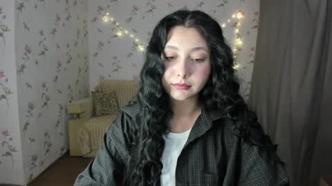 Snapshot of black_berry_bla_ck chatting on November 18, 12:09 pm black_berry_bla_ck online show from November 18, 12:09 pm