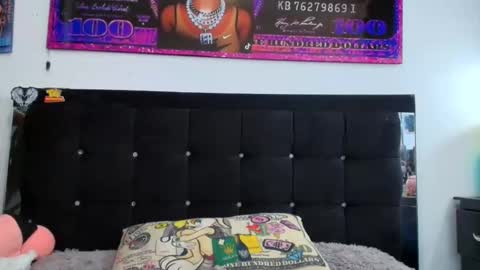 karenth soto online show from October 16, 7:04 pm