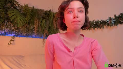 Jenny online show from December 22, 4:48 pm