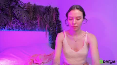 Jenny online show from January 12, 1:37 pm