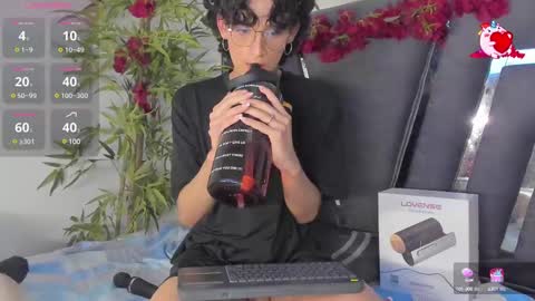 B L A C K  R O S E  online show from February 21, 5:42 pm