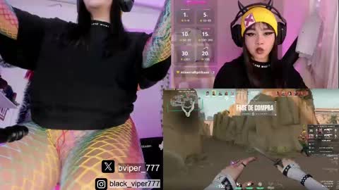 Snapshot of black_viperr chatting on February 27, 3:37 pm Mel online show from February 27, 3:37 pm