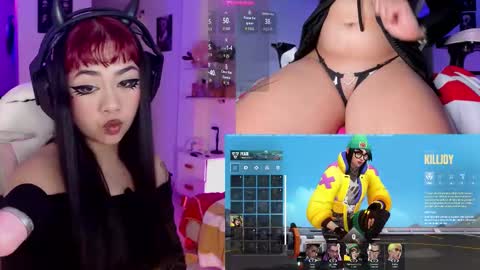 Snapshot of black_viperr chatting on December 13, 11:32 pm Mel online show from December 13, 11:32 pm