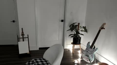 Snapshot of blackberryfizz chatting on November 14, 6:01 am Ella online show from November 14, 6:01 am