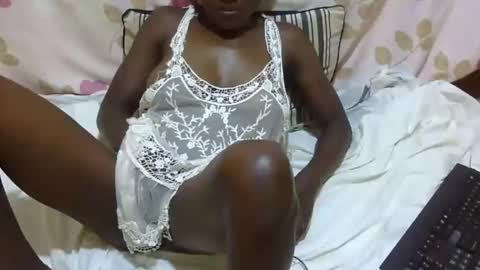 Snapshot of blackbigboobs chatting on December 22, 10:28 am jane online show from December 22, 10:28 am