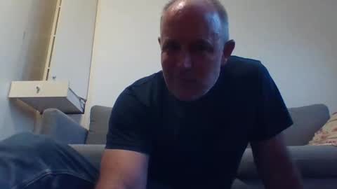 blackdog71 online show from February 26, 8:37 am