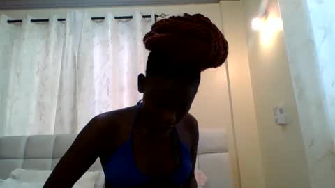 Snapshot of blackmela chatting on December 17, 9:17 am Blackmela online show from December 17, 9:17 am