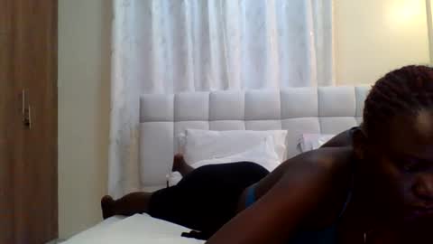 Snapshot of blackmela chatting on December 20, 2:27 pm Blackmela online show from December 20, 2:27 pm